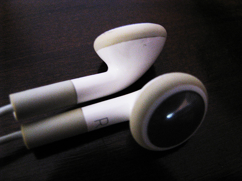 Arbeitet Apple an Unibody-Kopfhörern?